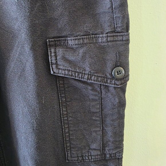 American Eagle Stretch Cargo Pants, Size 6, Like New - Picture 5 of 8